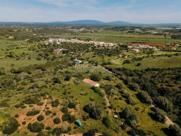 Quinta T4 para Venda em Lagos (São Sebastião e Santa Maria)