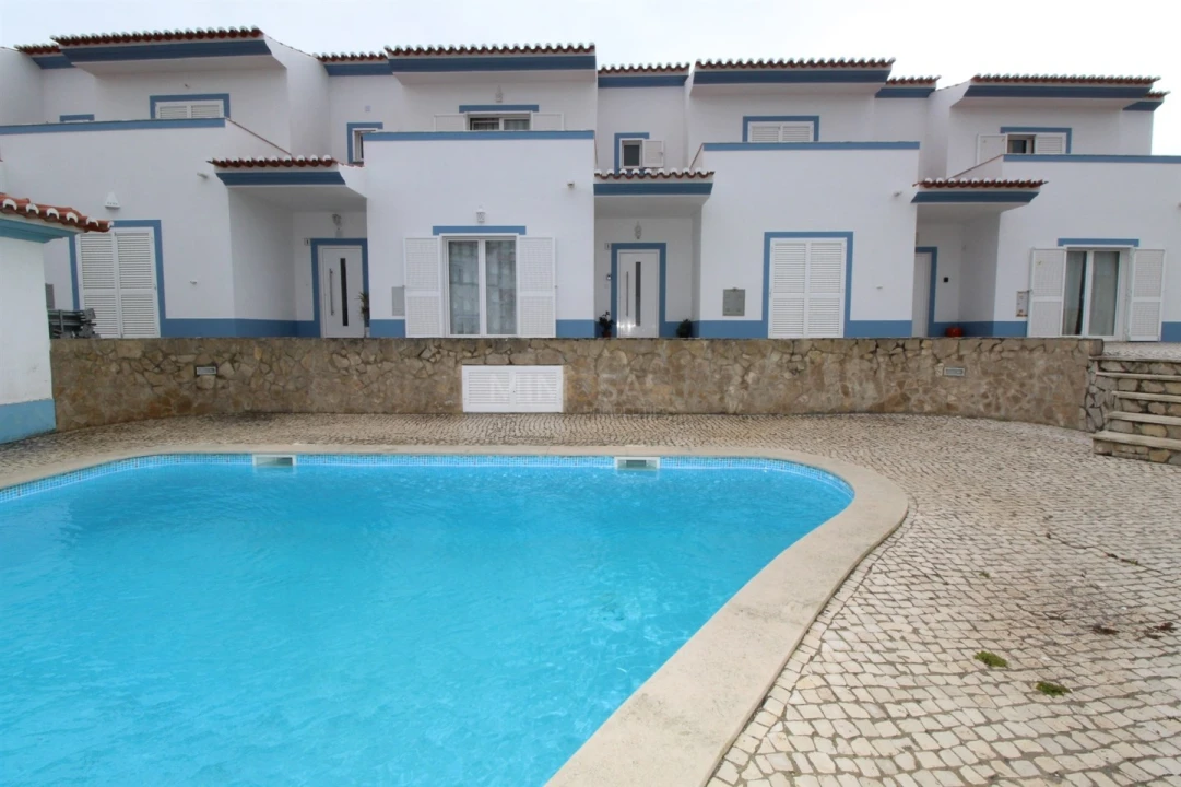 Moradia T3 para Venda em Aljezur Foto 1