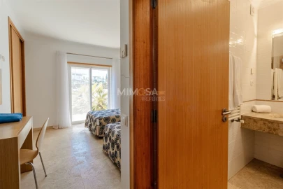 Moradia T4 para Venda em Luz
