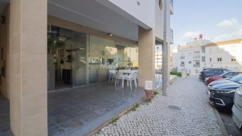 Negócio para Cedência de Quotas em Lagos (São Sebastião e Santa Maria)