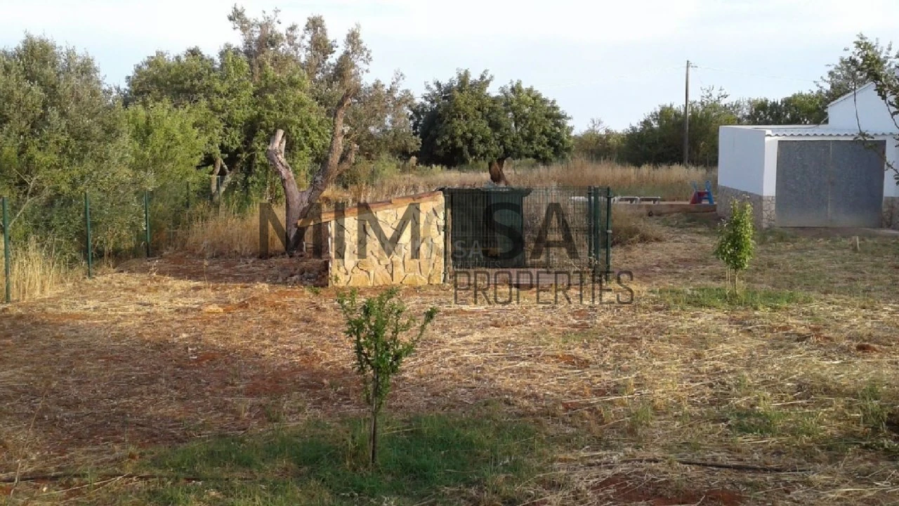 Moradia T2 para Venda em Bensafrim e Barão de São João Foto 3