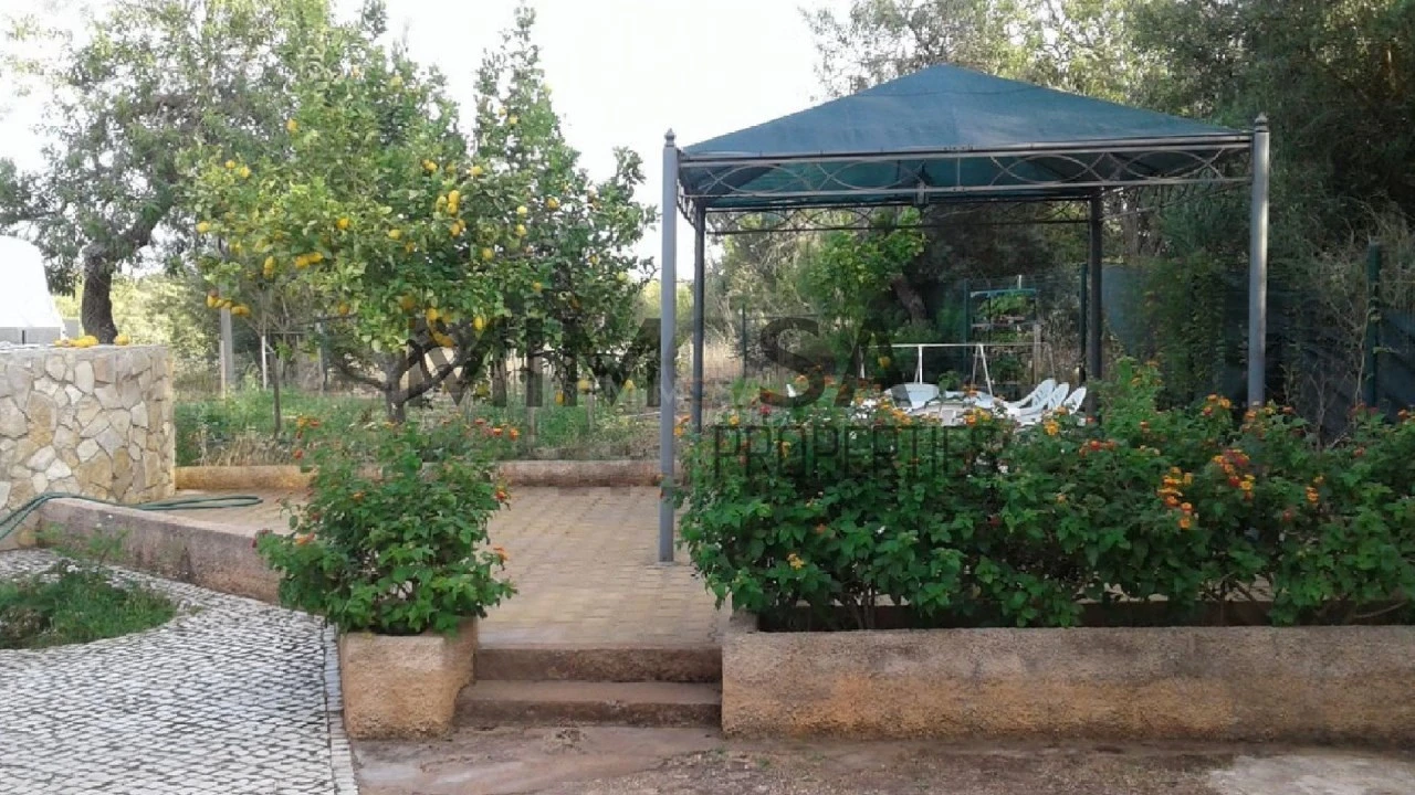 Moradia T2 para Venda em Bensafrim e Barão de São João Foto 5