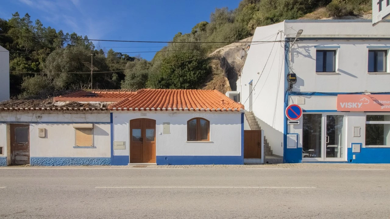 Moradia T2 para Venda em Aljezur Foto 1