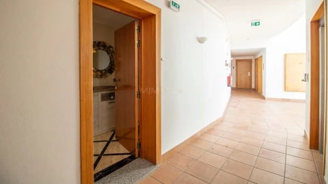 Apartamento T2 para Venda em Lagos (São Sebastião e Santa Maria)