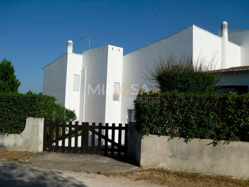 Moradia T6 para Venda em Aljezur Foto 2