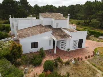 Moradia T6 para Venda em Aljezur
