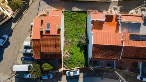 Terreno para Venda em Estômbar e Parchal