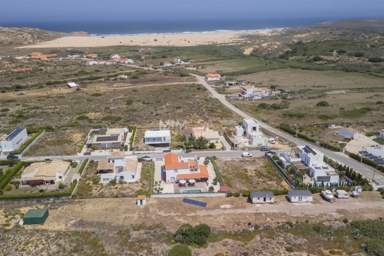 Moradia T5 para Venda em Bordeira Foto 37