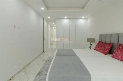 Apartamento T4 para Venda em Lagos (São Sebastião e Santa Maria)