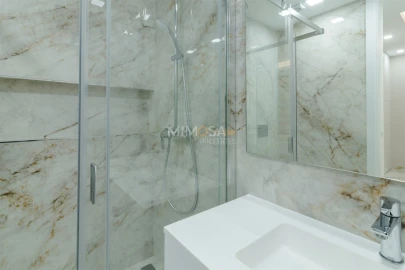 Apartamento T4 para Venda em Lagos (São Sebastião e Santa Maria)