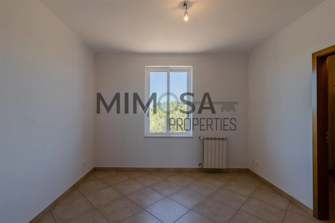 Quinta T4 para Venda em Odiaxere Foto 32