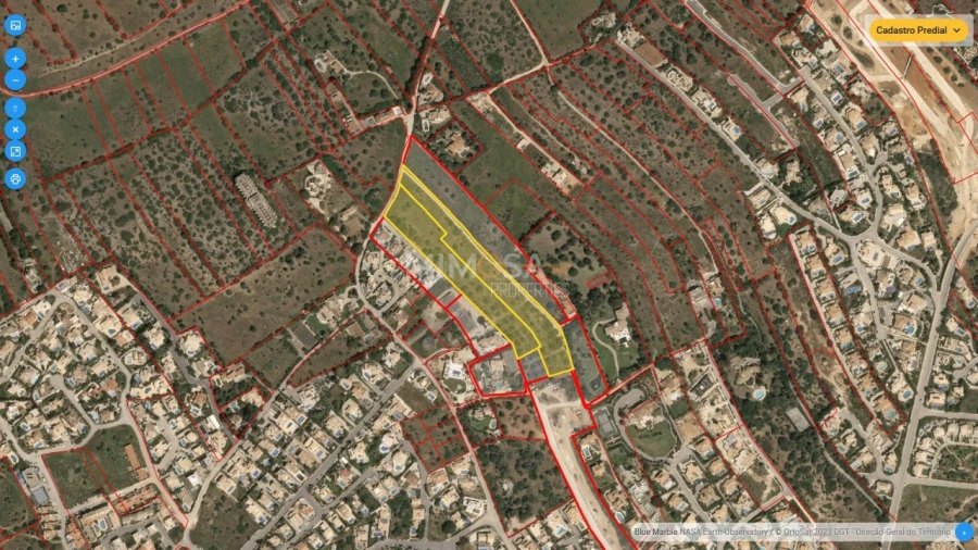 Terreno para Venda em Luz Foto 3