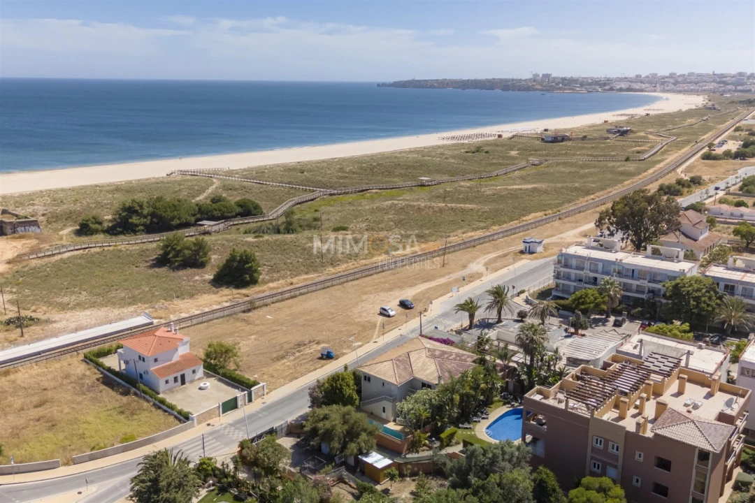 Moradia T5 para Venda em Lagos (São Sebastião e Santa Maria) Foto 3