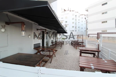 Negócio para Venda em Lagos (São Sebastião e Santa Maria)