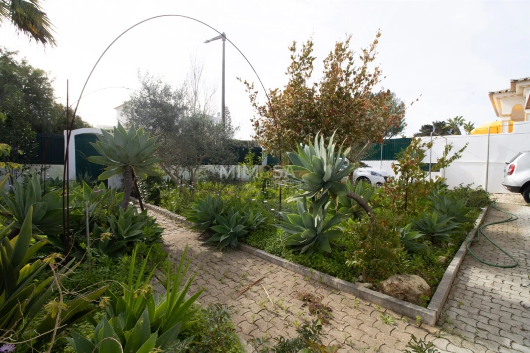 Moradia T3 para Venda em Alvor Foto 35