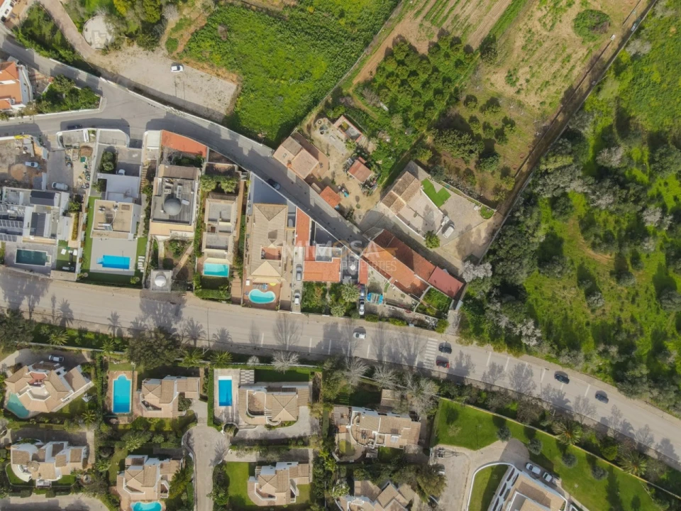 Moradia T3 para Venda em Alvor Foto 38