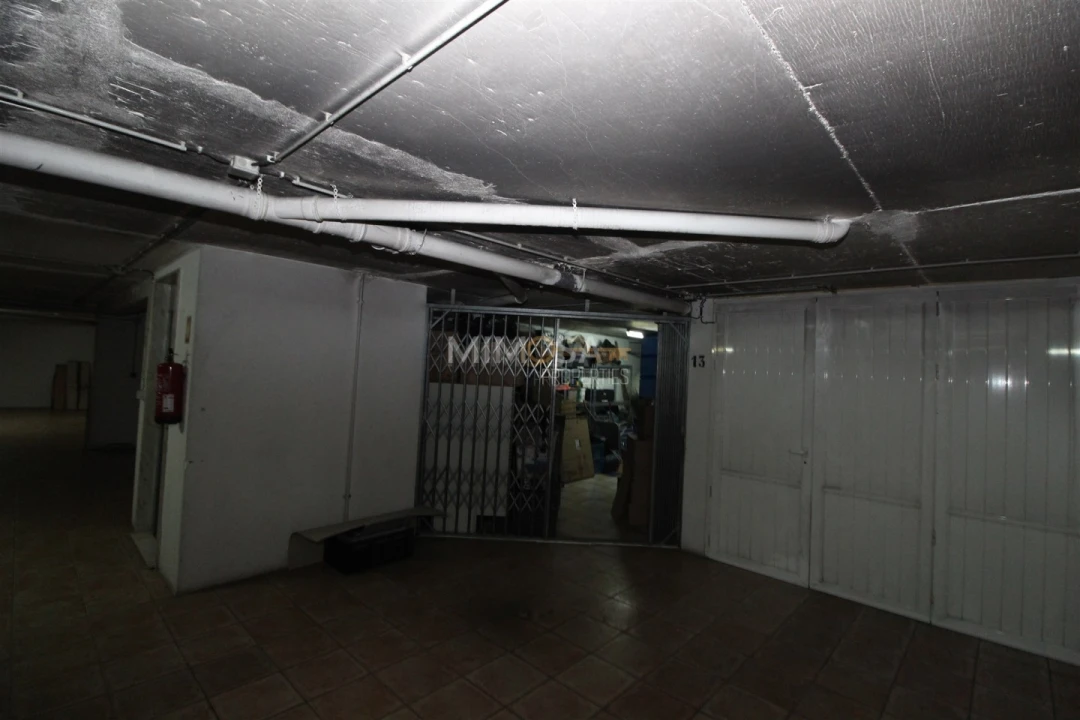 Loja para Venda em Lagos (São Sebastião e Santa Maria) Foto 10