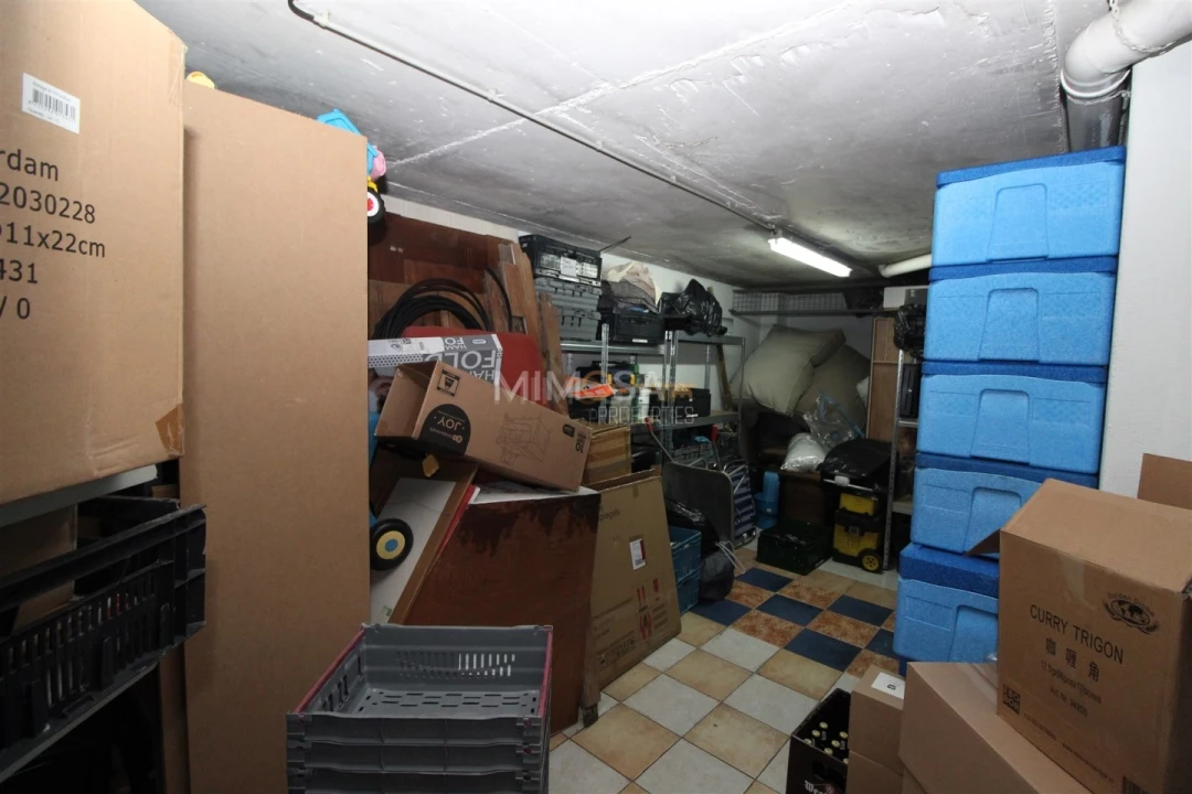 Loja para Venda em Lagos (São Sebastião e Santa Maria) Foto 11