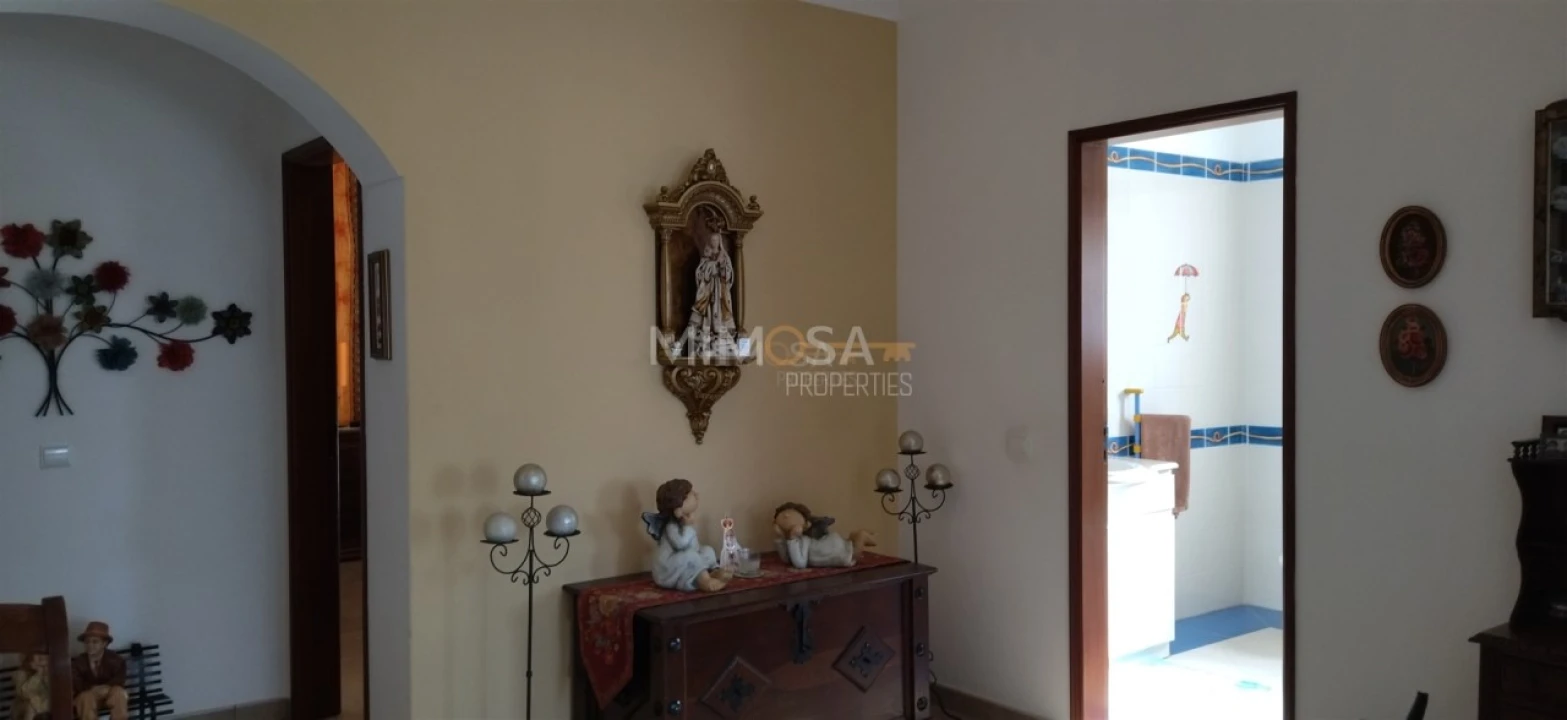 Moradia T5 para Venda em Lagos (São Sebastião e Santa Maria) Foto 20