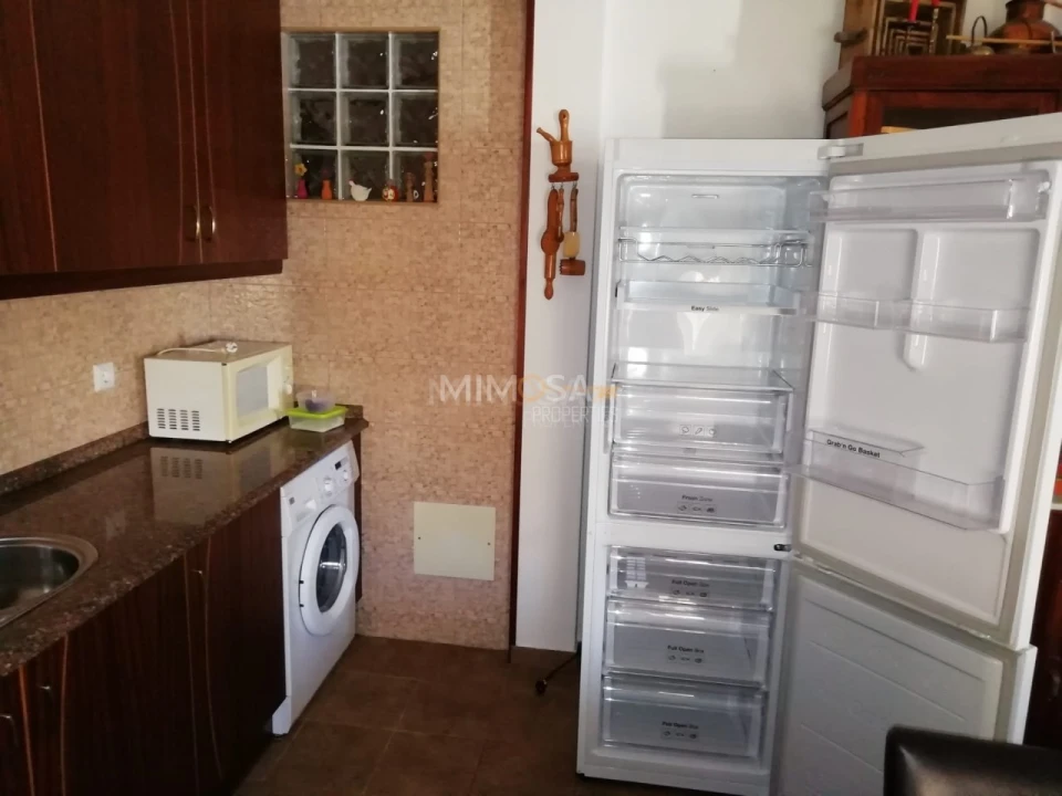 Moradia T5 para Venda em Lagos (São Sebastião e Santa Maria) Foto 37