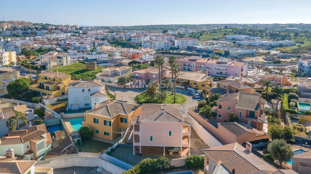 Moradia T5 para Venda em Lagos (São Sebastião e Santa Maria) Foto 50