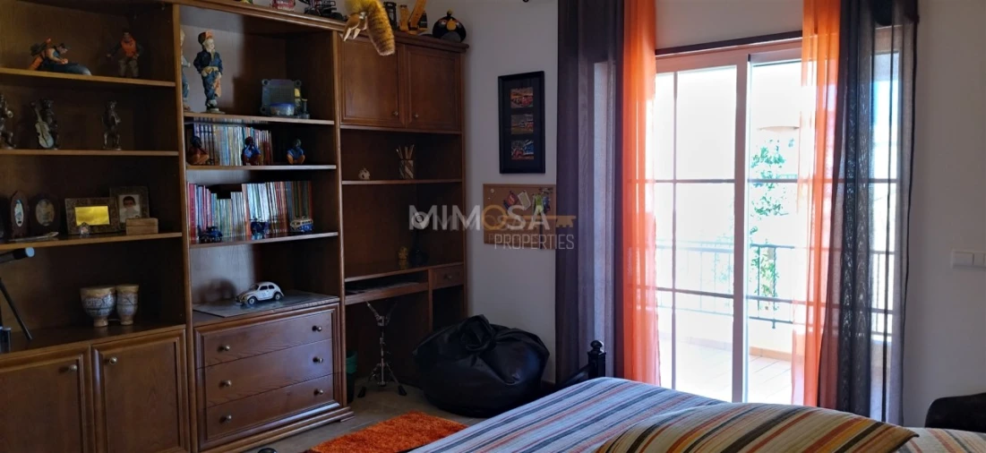 Moradia T5 para Venda em Lagos (São Sebastião e Santa Maria) Foto 23