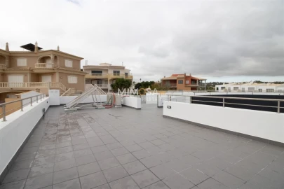 Moradia T4 para Venda em Lagos (São Sebastião e Santa Maria)