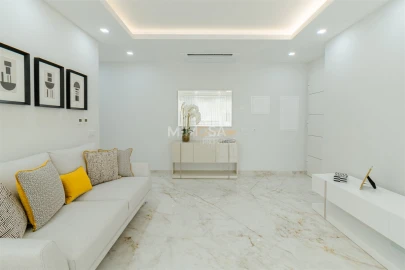 Apartamento T2 para Venda em Lagos (São Sebastião e Santa Maria)