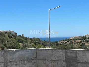 Moradia T4 para Venda em Lagos (São Sebastião e Santa Maria)
