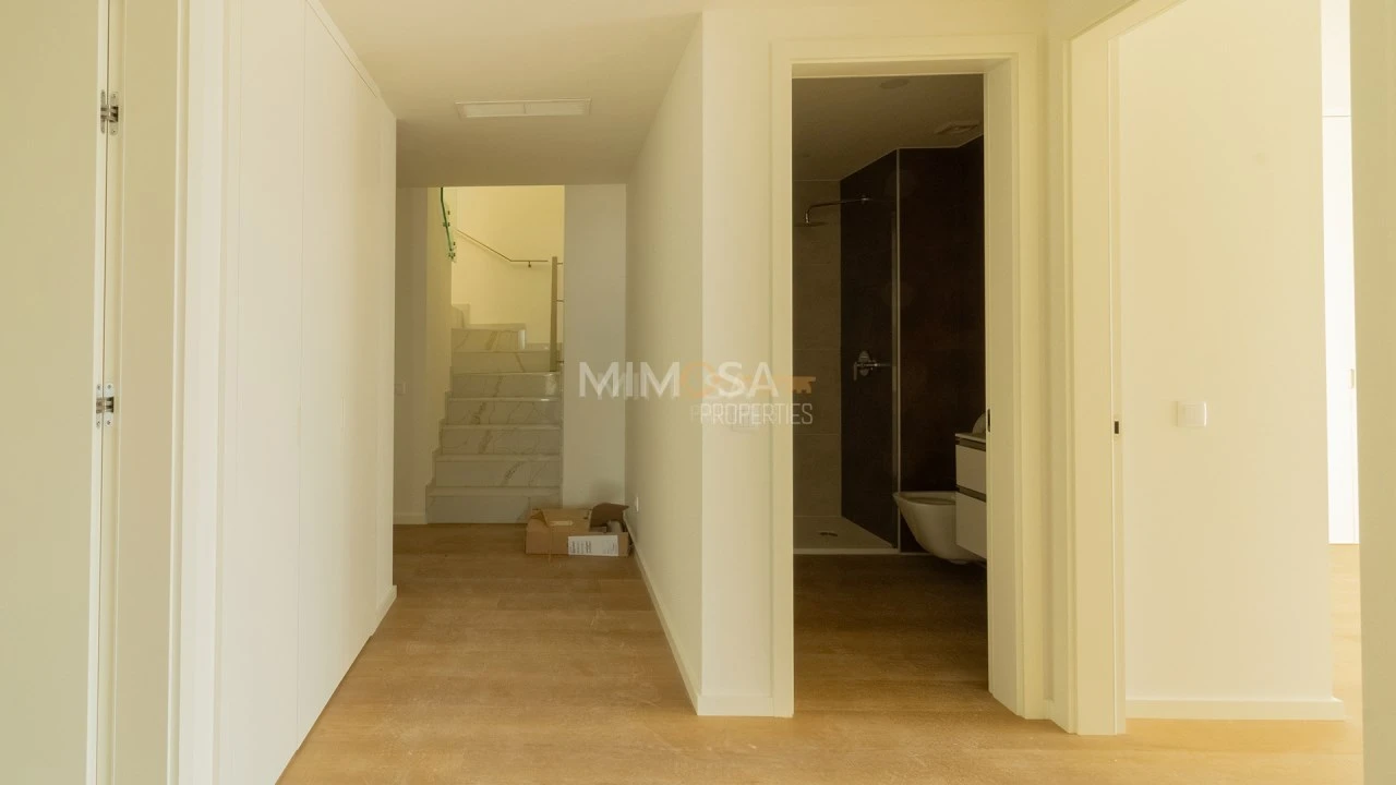 Apartamento T3 para Venda em Alvor Foto 16