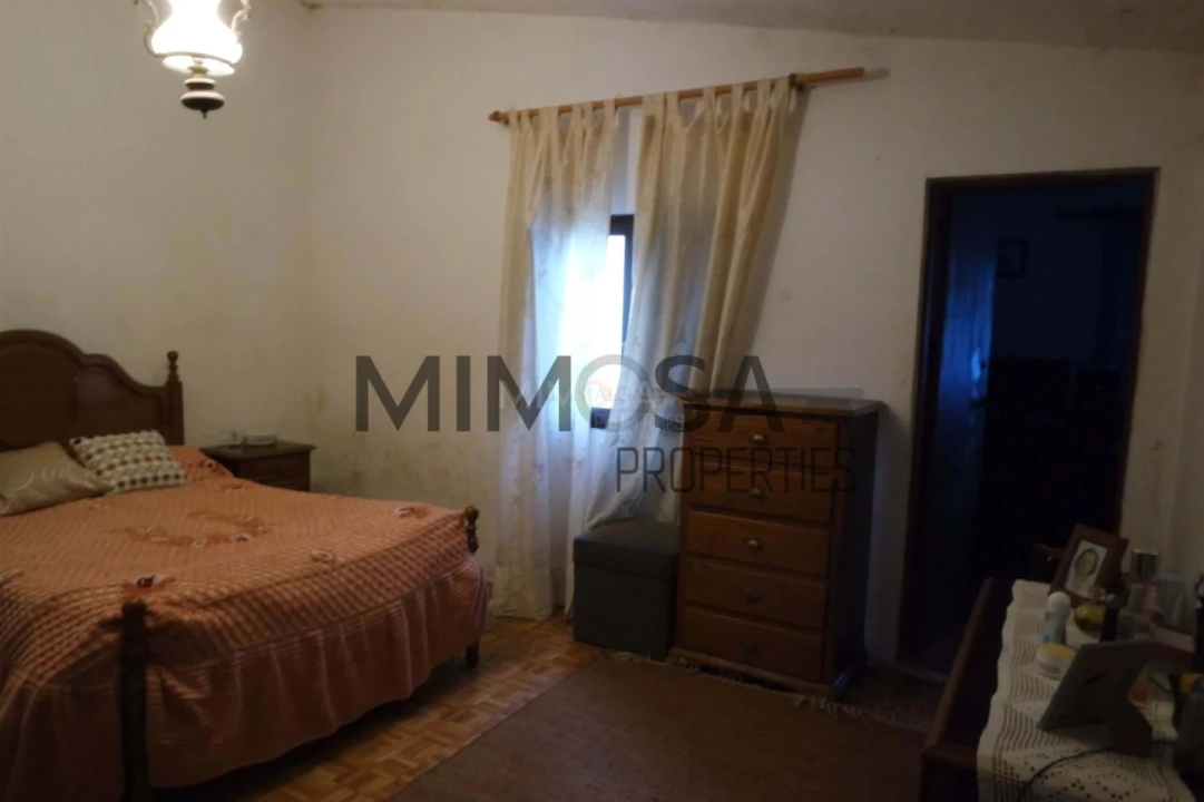 Moradia T6 para Venda em Lagos (São Sebastião e Santa Maria) Foto 23