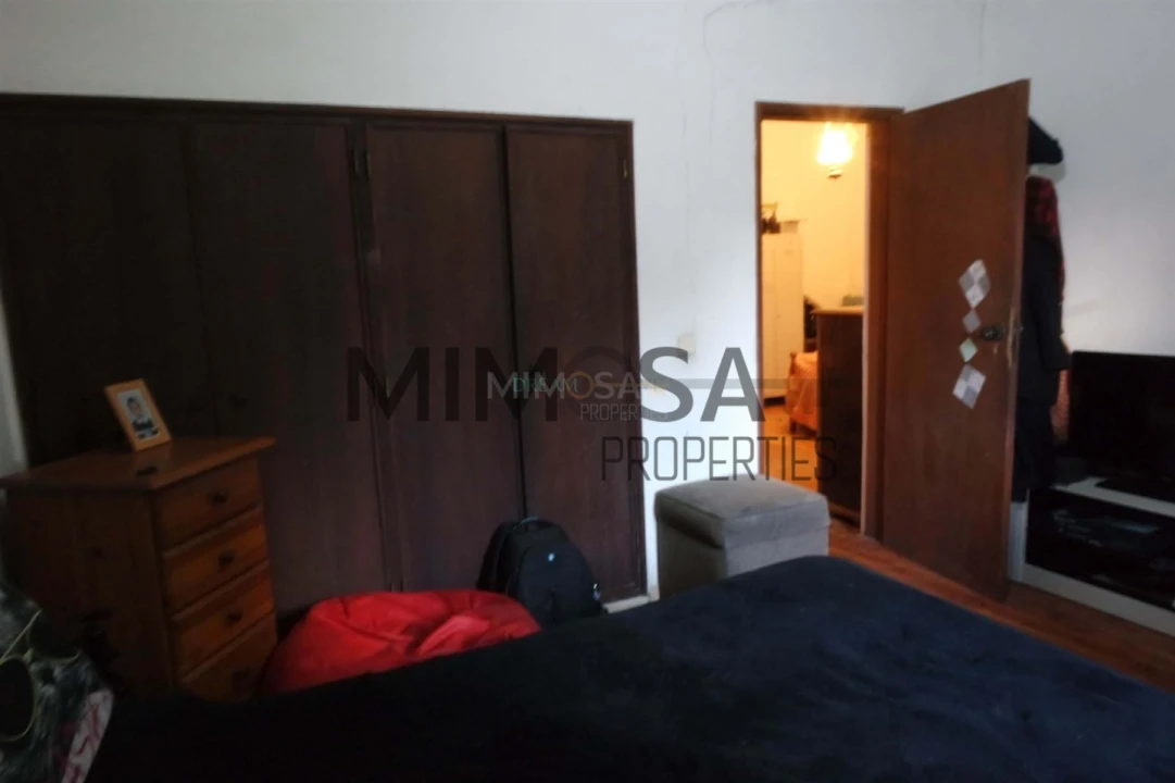 Moradia T6 para Venda em Lagos (São Sebastião e Santa Maria) Foto 27