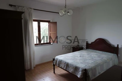Moradia T6 para Venda em Lagos (São Sebastião e Santa Maria)