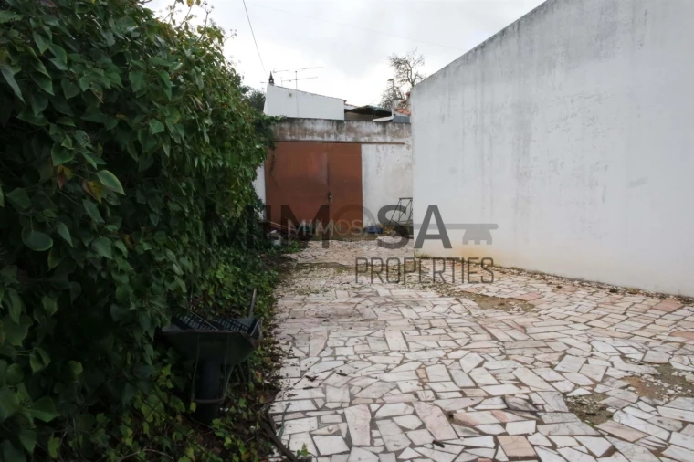 Moradia T6 para Venda em Lagos (São Sebastião e Santa Maria) Foto 40