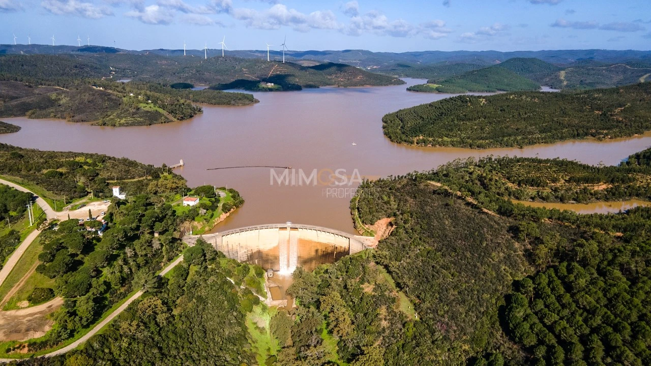 Terreno Misto para Venda em Bensafrim e Barão de São João Foto 5