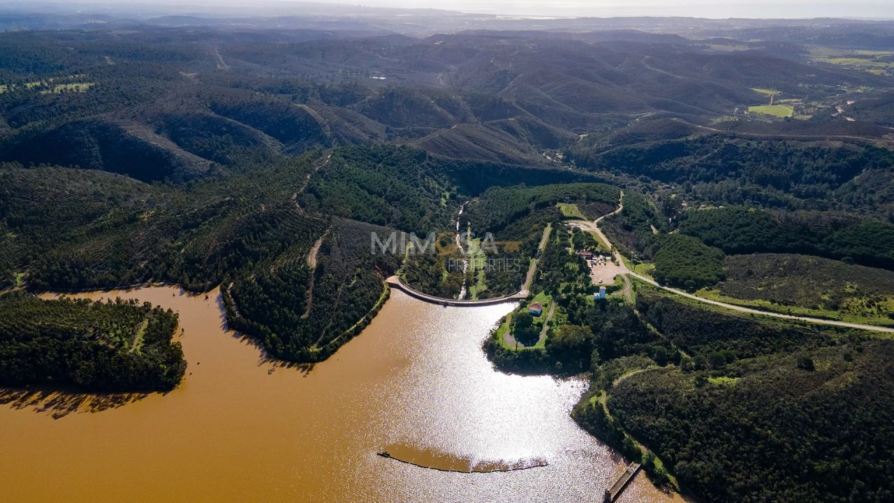 Terreno Misto para Venda em Bensafrim e Barão de São João Foto 13