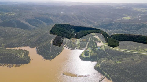 Terreno Misto para Venda em Bensafrim e Barão de São João