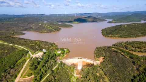Terreno Misto para Venda em Bensafrim e Barão de São João