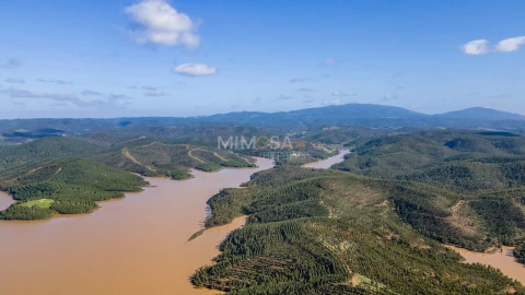 Terreno Misto para Venda em Bensafrim e Barão de São João