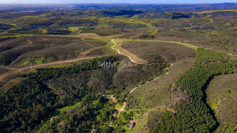 Terreno Misto para Venda em Bensafrim e Barão de São João Foto 7