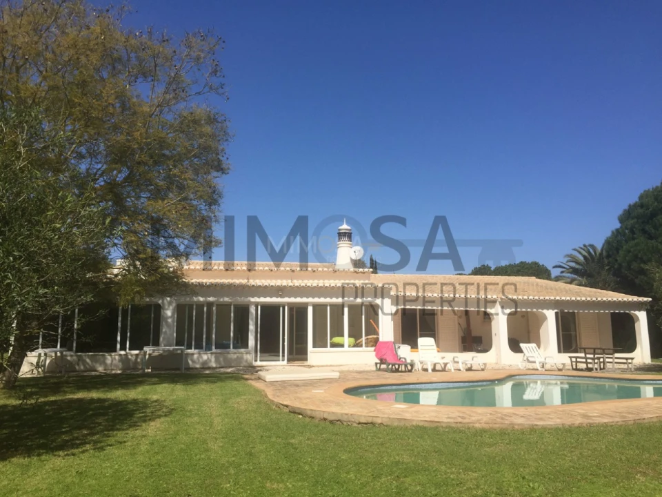 Moradia T5 para Venda em Alvor Foto 2