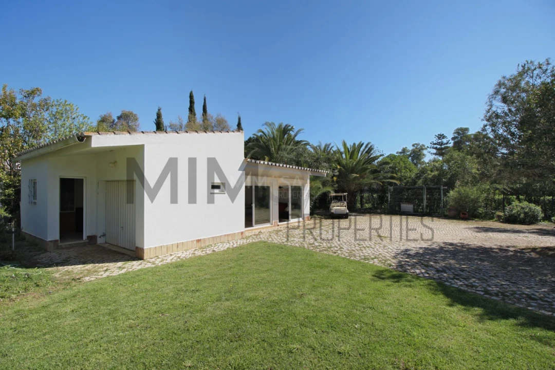 Moradia T5 para Venda em Alvor Foto 11