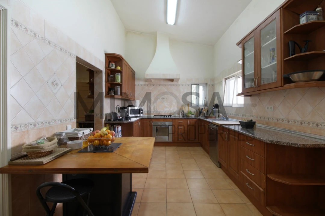 Moradia T5 para Venda em Alvor Foto 31