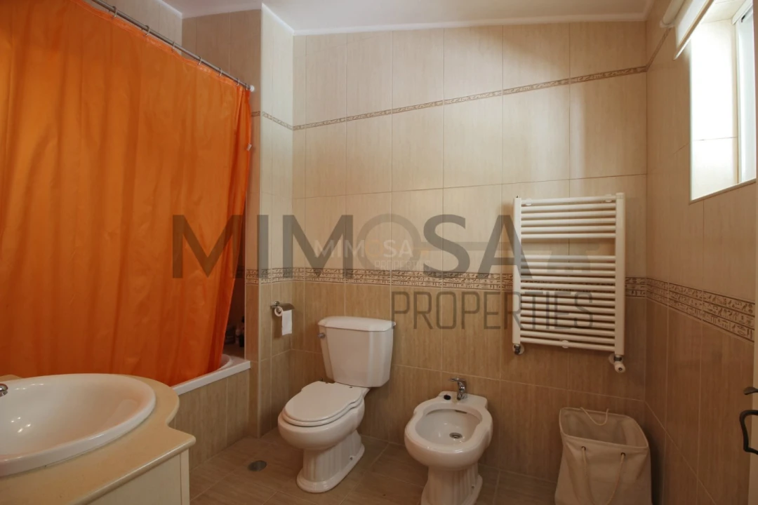 Moradia T5 para Venda em Alvor Foto 42