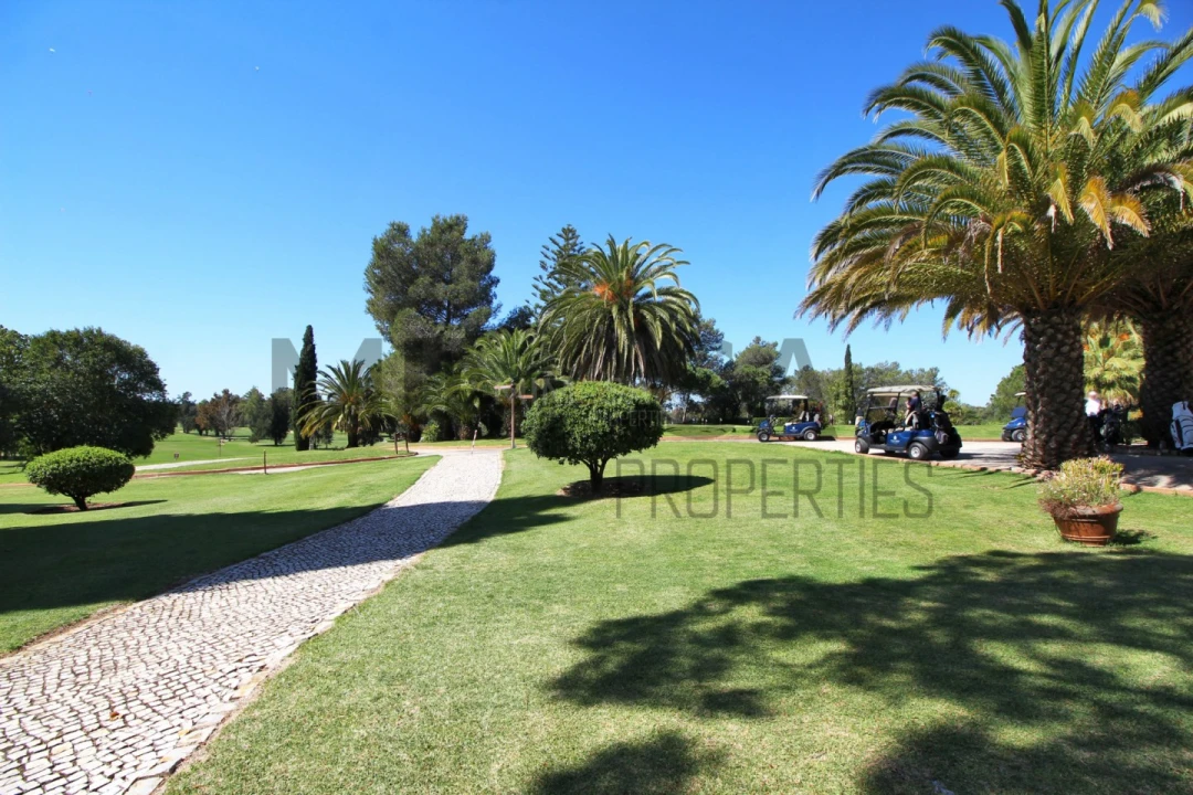 Moradia T5 para Venda em Alvor Foto 49
