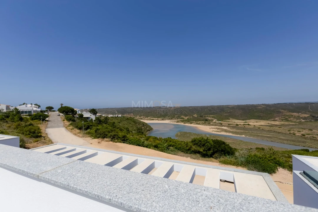 Apartamento T2 para Venda em Aljezur Foto 28