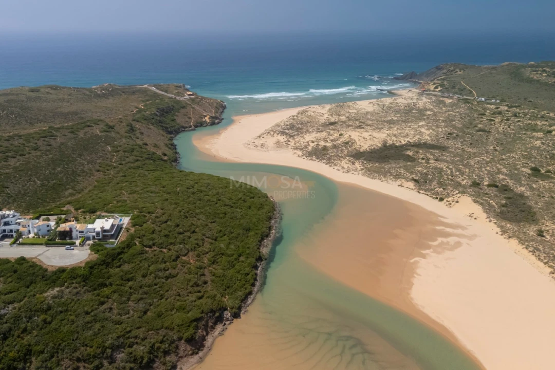 Apartamento T2 para Venda em Aljezur Foto 33