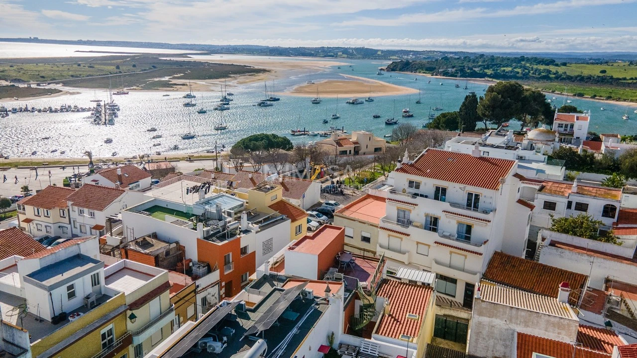 Moradia T7 para Venda em Alvor Foto 34