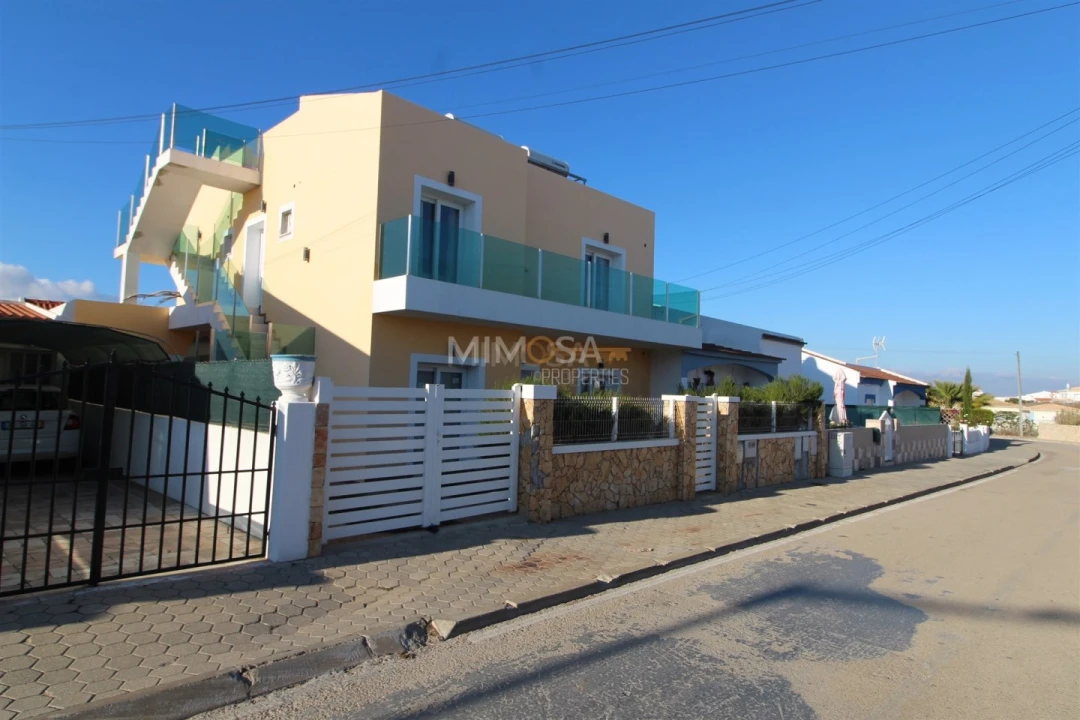 Moradia T8 para Venda em Vila de Sagres Foto 2