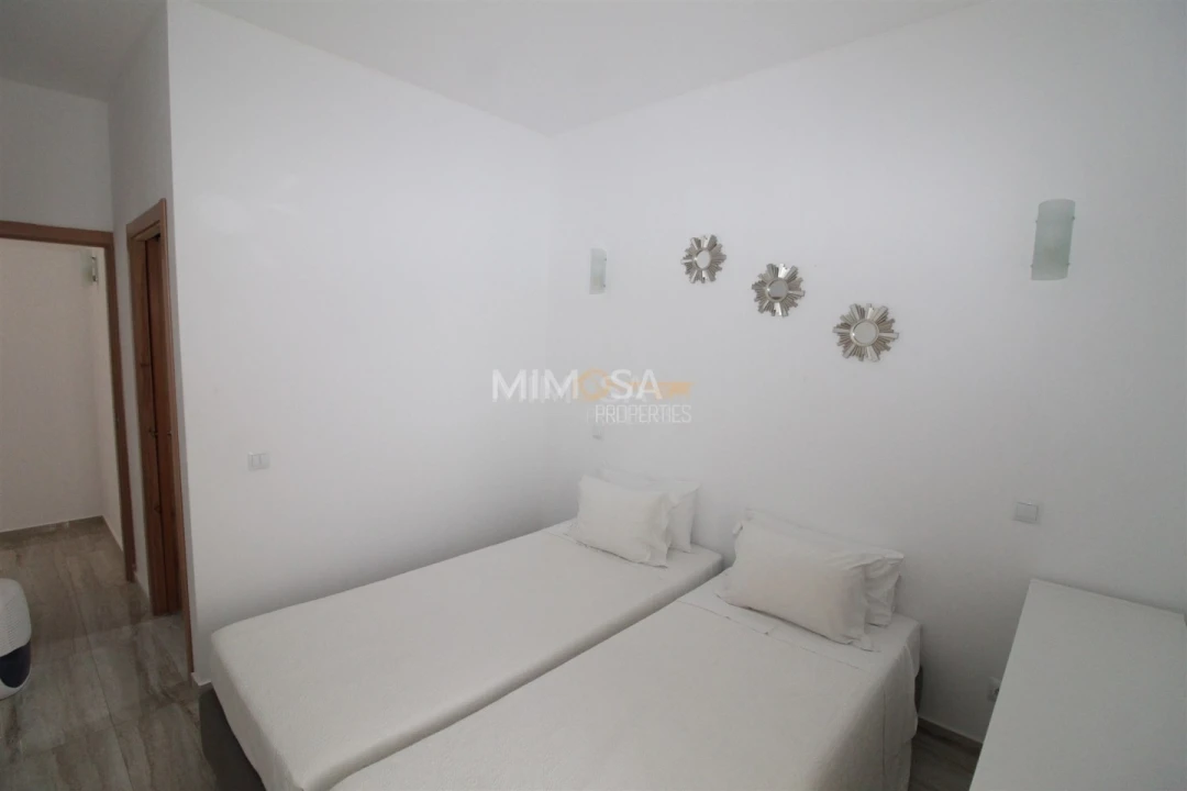 Moradia T8 para Venda em Vila de Sagres Foto 13